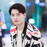 Krist Perawat Sangpotirat