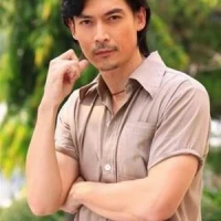 Bank Pawalit Mongkolpisit