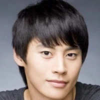Jung Eun Woo